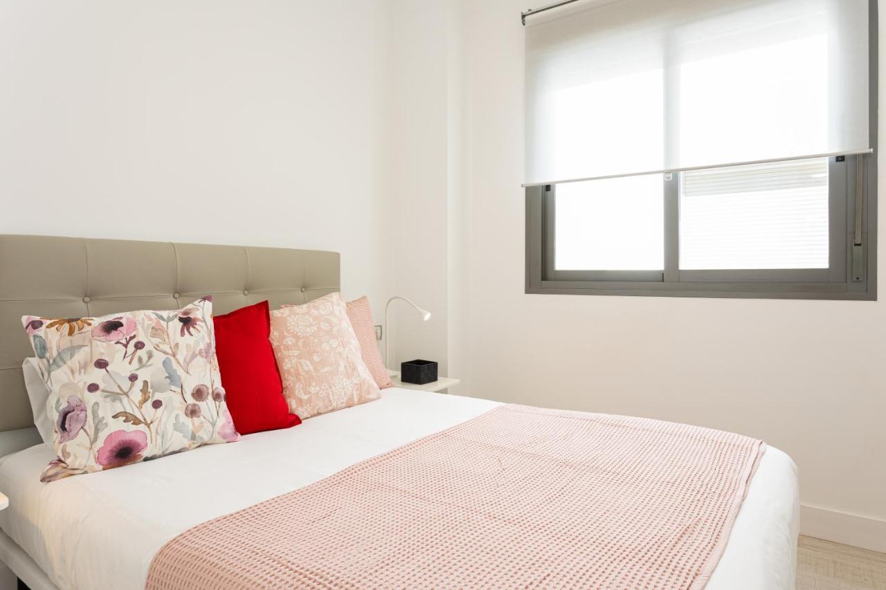 Apartamento Holidays2Malaga Dos Aceras Exterior foto